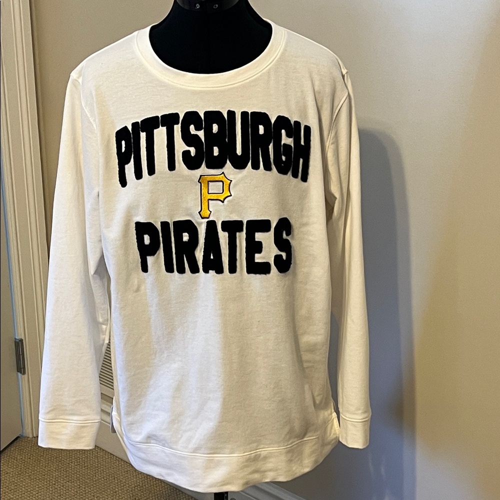 PITTSBURGH PIRATES Baseball Long Sleeve Top with Raised Fleece Lettering